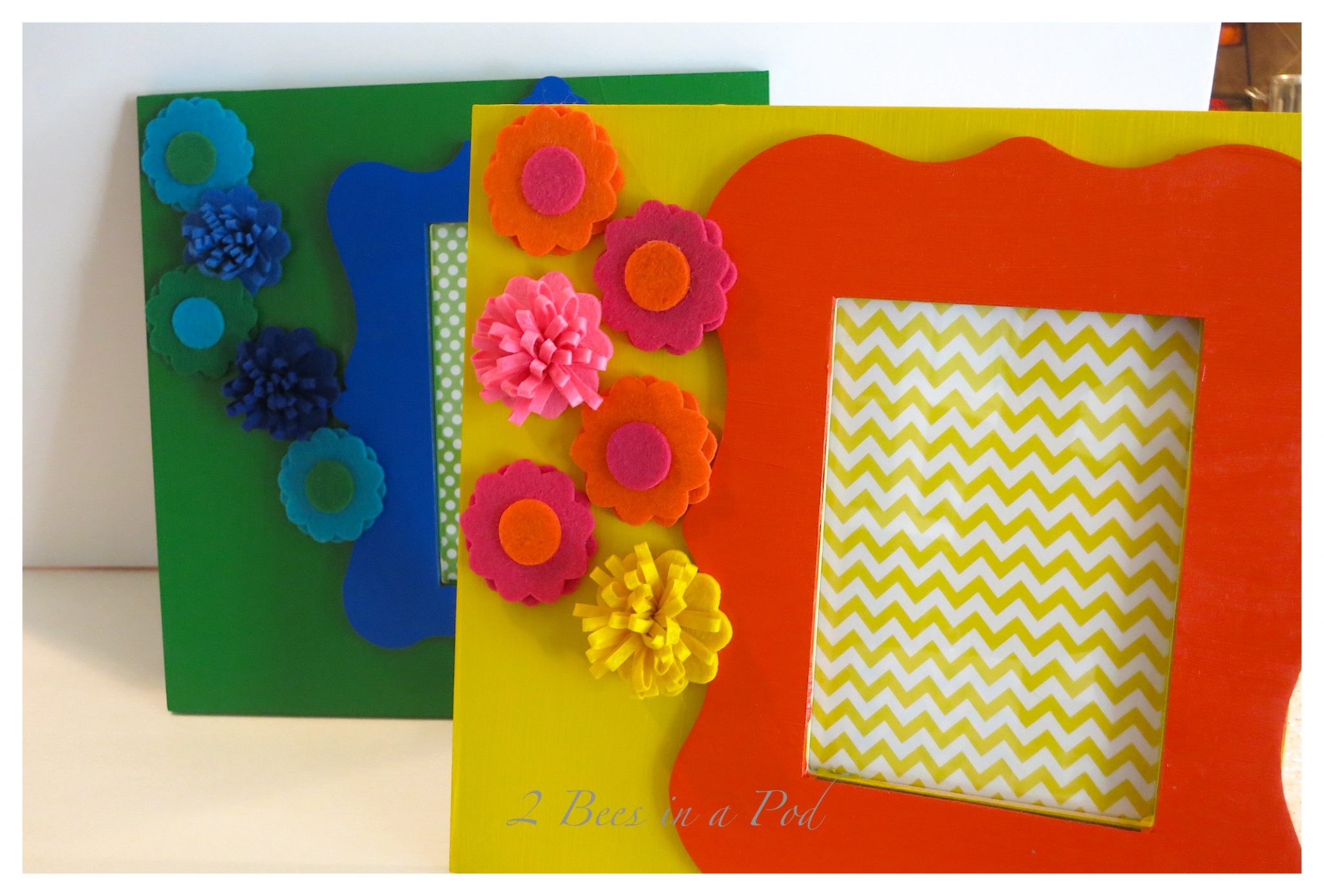 DIY Springtime photo frames - For just $4 each we created cute and colorful gifts for Spring and Easter.