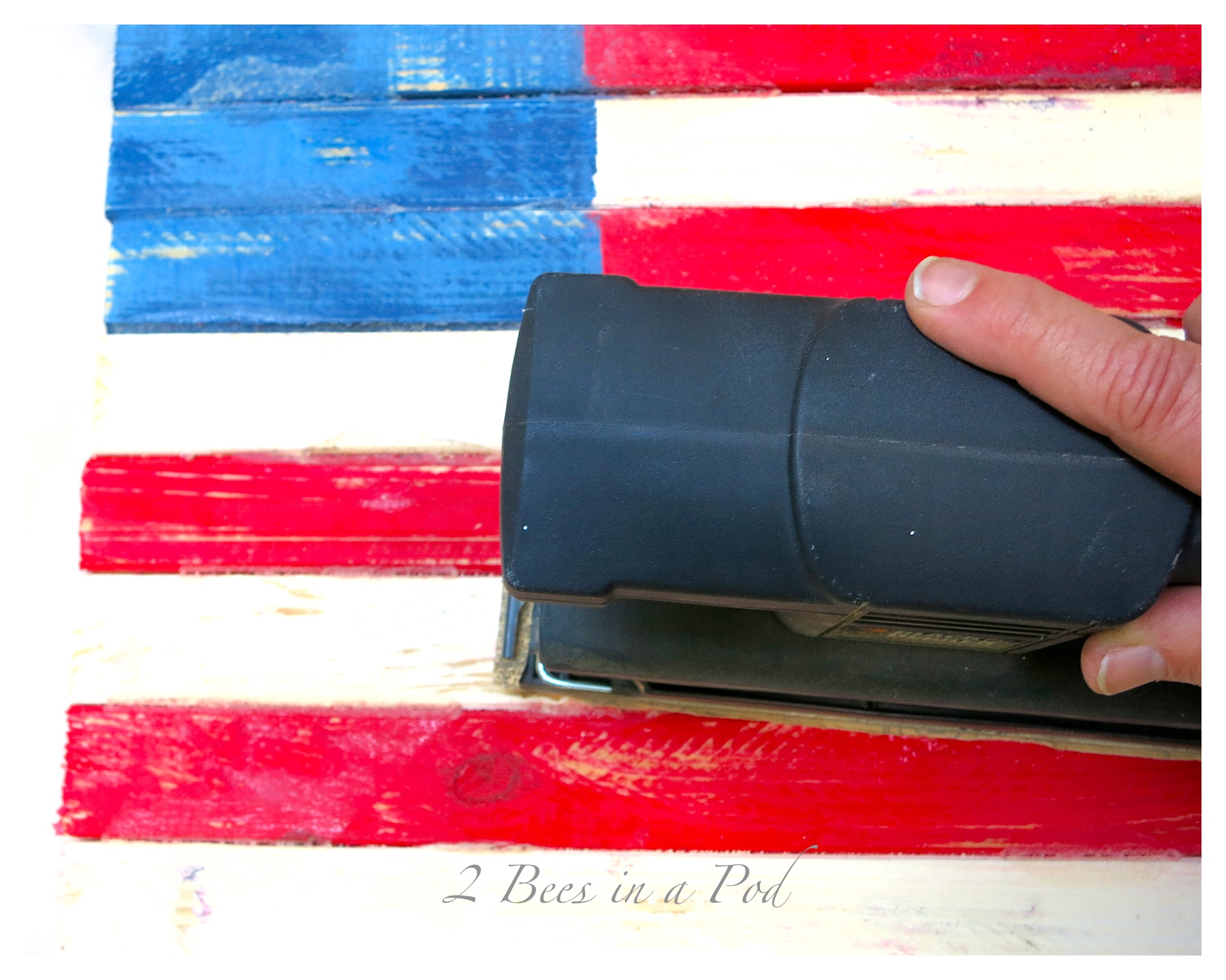 DIY tutorial - USA wooden flag made using grade stake pickets from the hardware store. Used a sander and waxes to give the flag a vintage, rustic antique finish. I'm proud to be an American :)