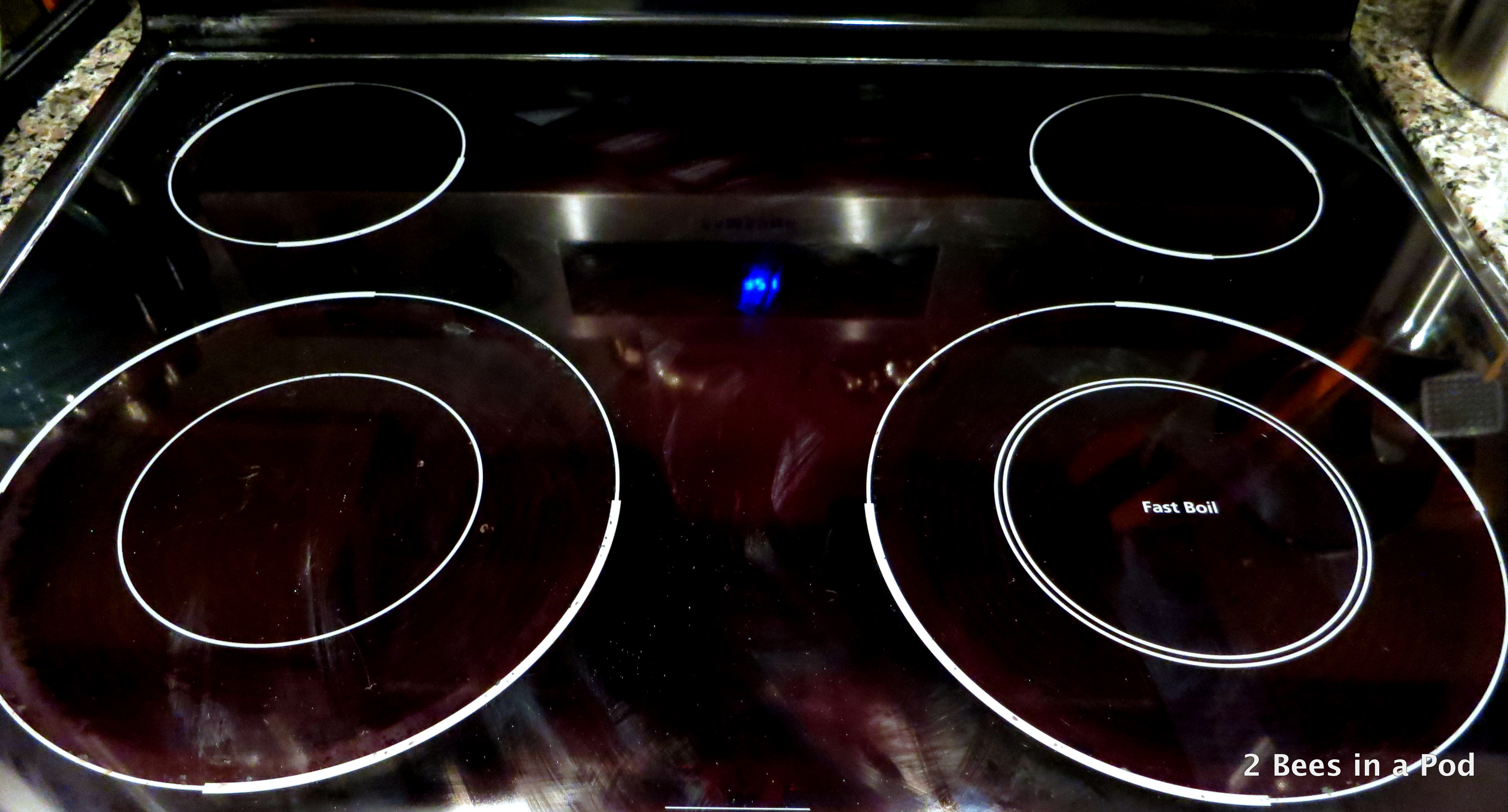 How to remove burn marks from your stove using baking soda and lemon juice 1