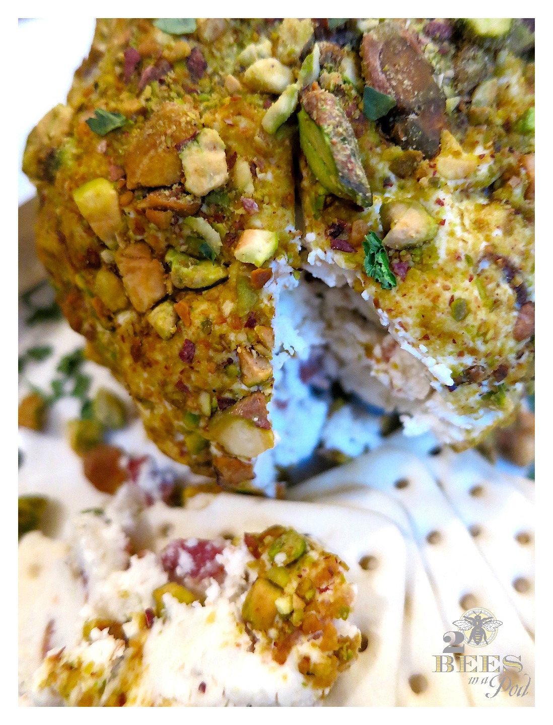 Goat Cheese, Bacon and Pistachio Cheese Ball…