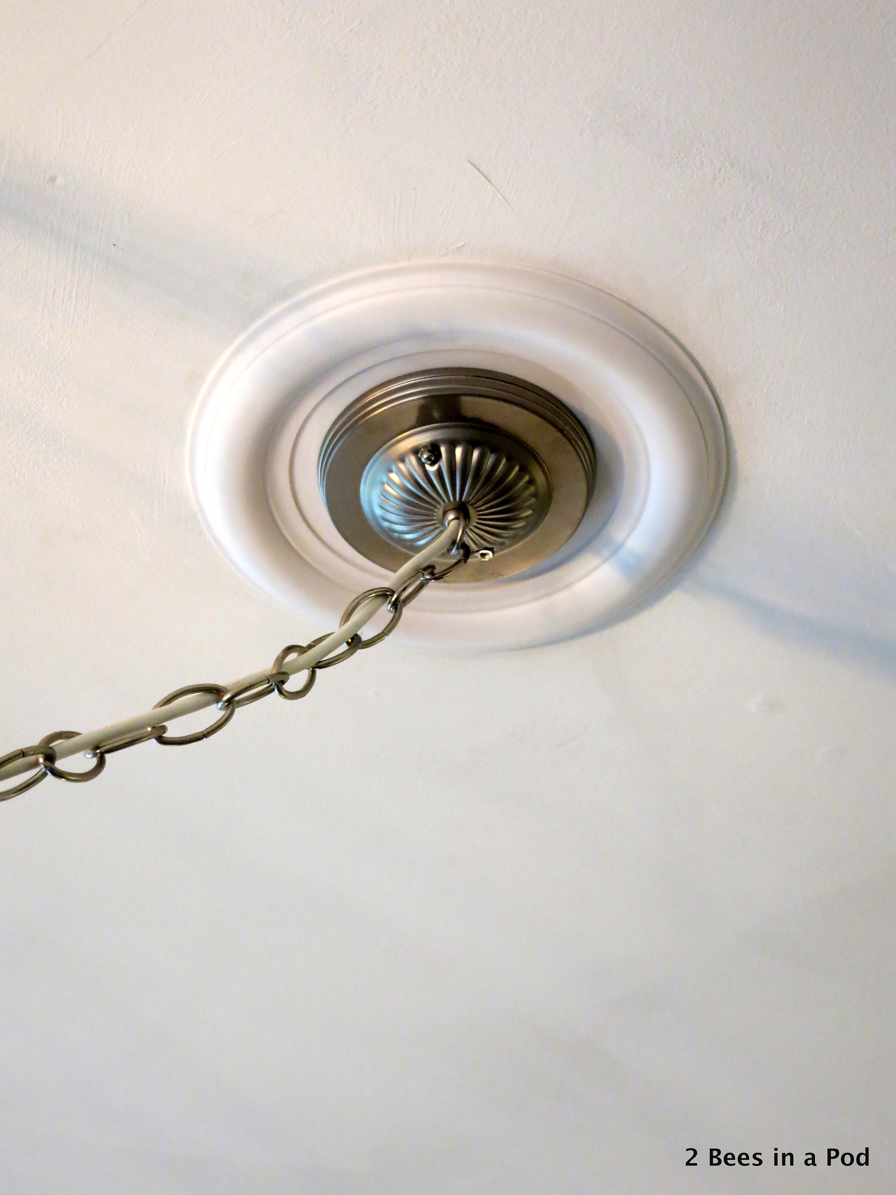 How to hang a ceiling medallion 5