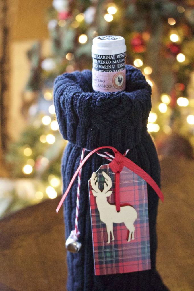 DIY Sweater Wine Bags