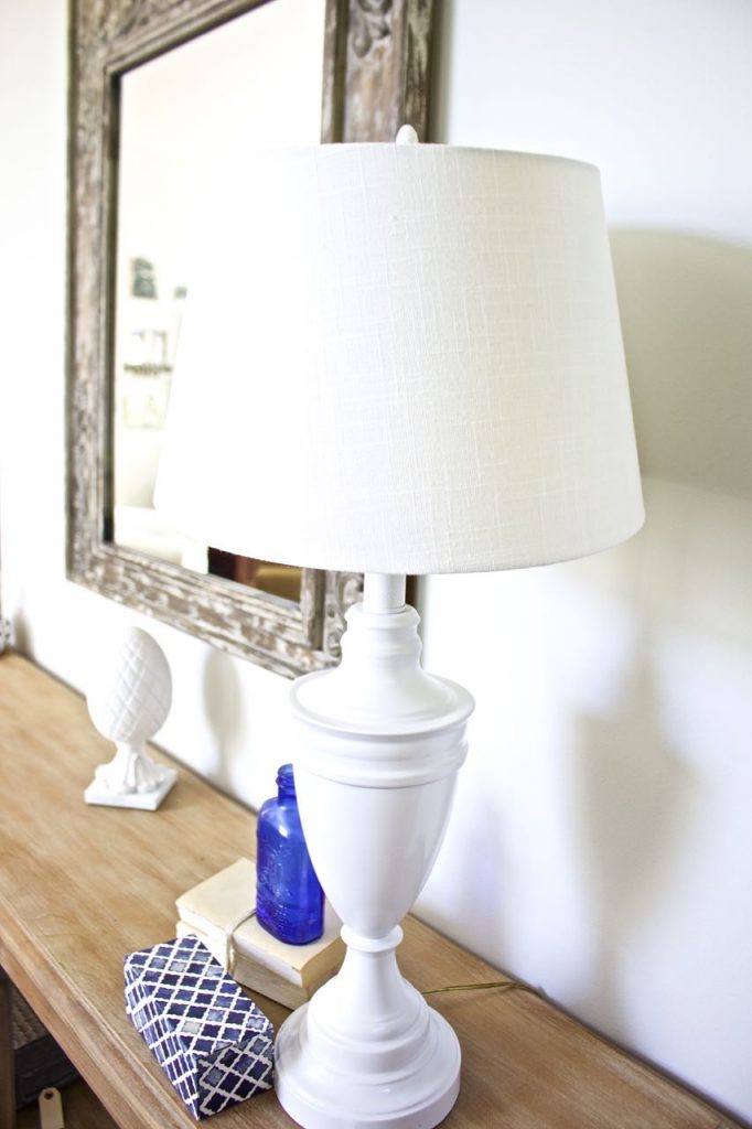 Easy Lamp Makeover with Spray Paint