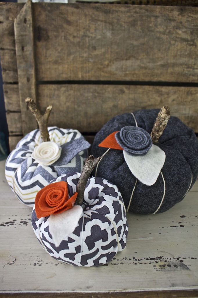 diy-fabric-pumpkins