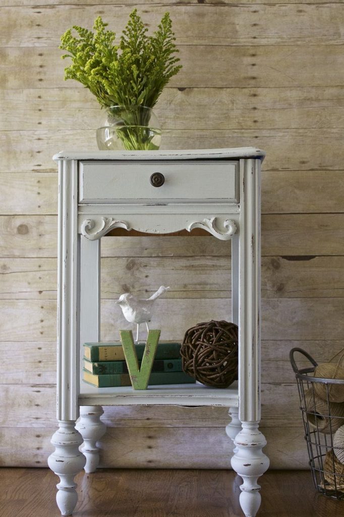 painted-furniture-makeover-5-things-to-do-before-you-paint-a-piece-of-furniture