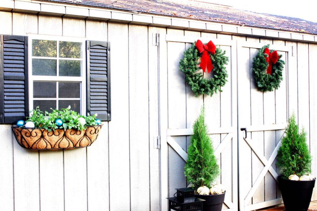 Christmas in the She Shed