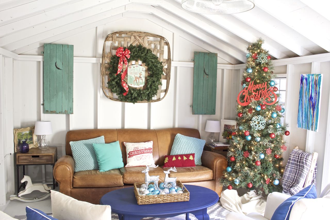 Christmas in the She Shed.