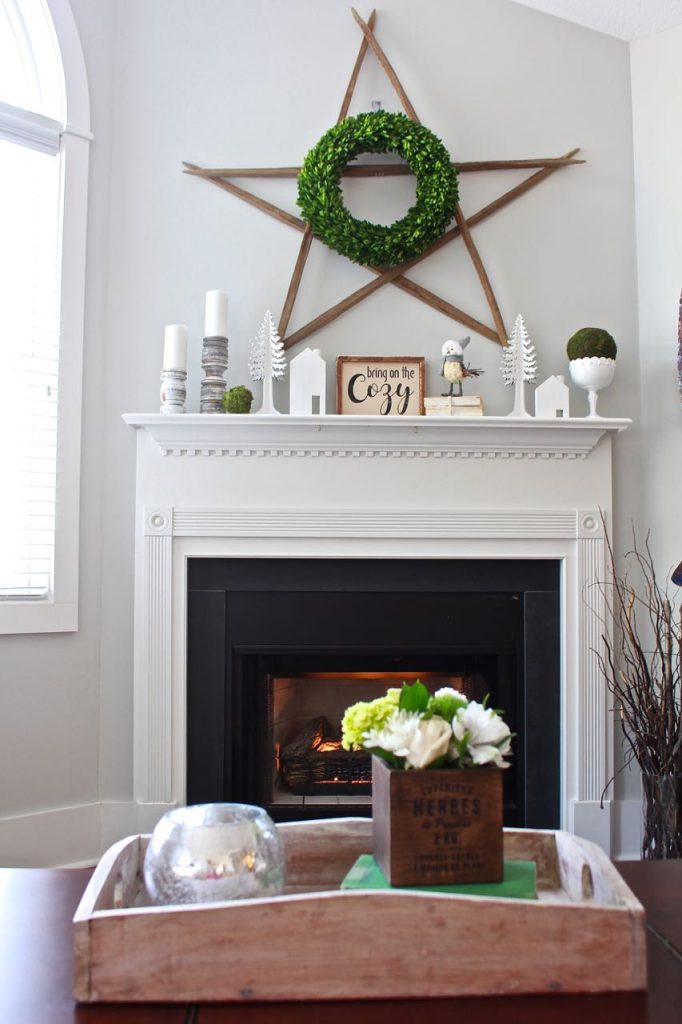 winter-mantel-decor