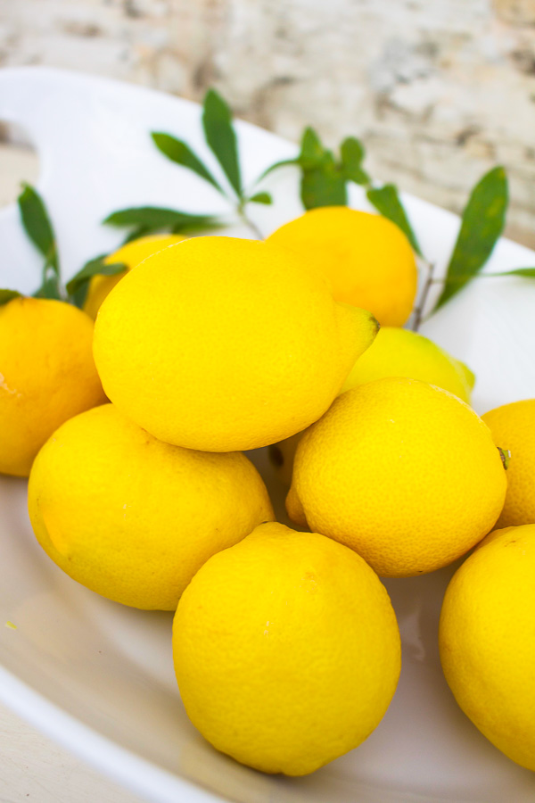 Fresh Organic Lemons, 2 lb Bag 