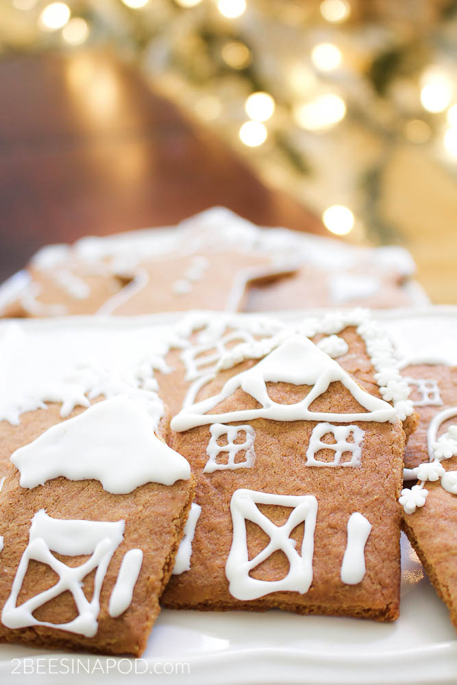 Super Easy Gingerbread Cookies and Tips - 2 Bees in a Pod