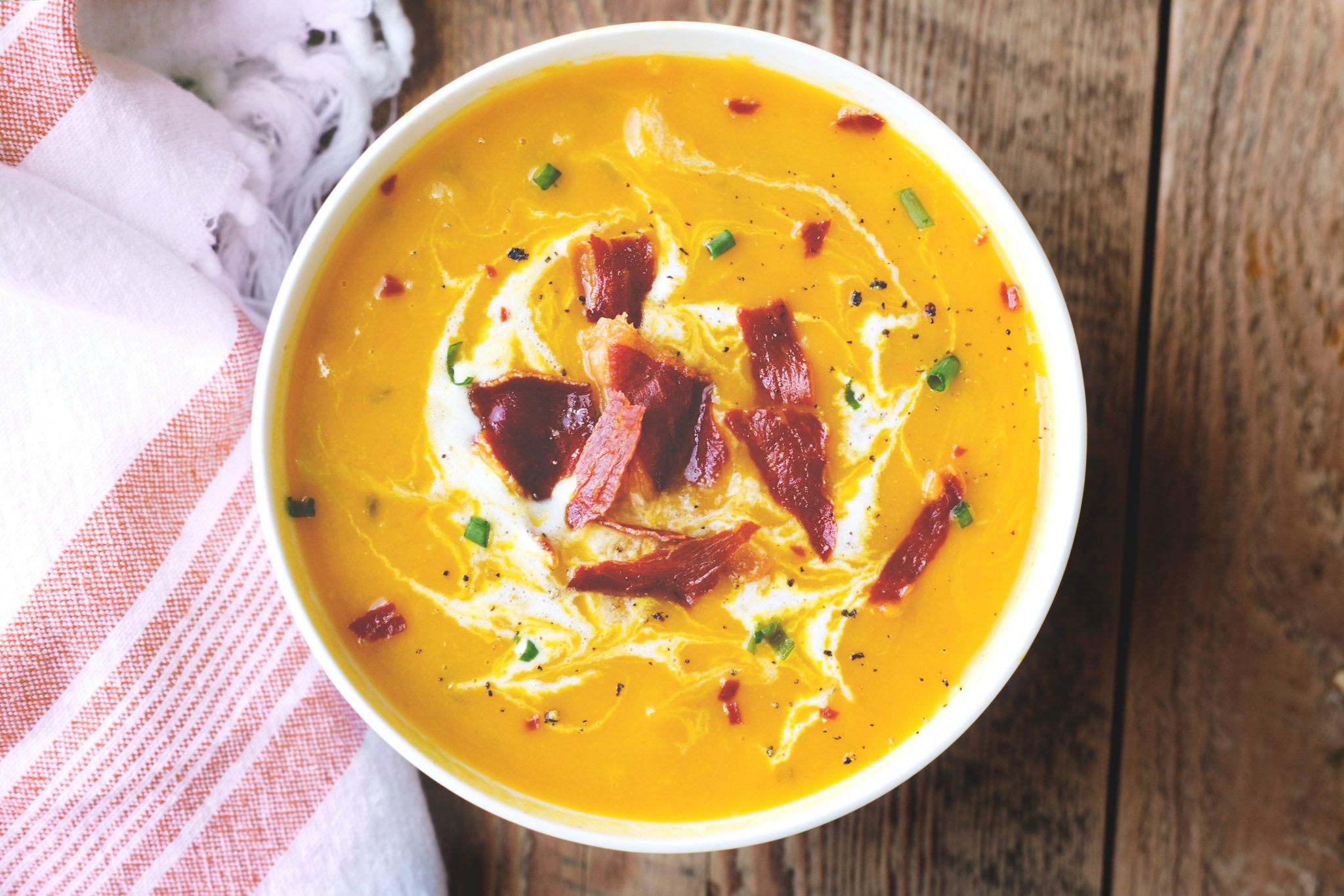 Roasted Butternut Squash Soup with Bacon - Creamy and Delicious - 2 Bees in a Pod
