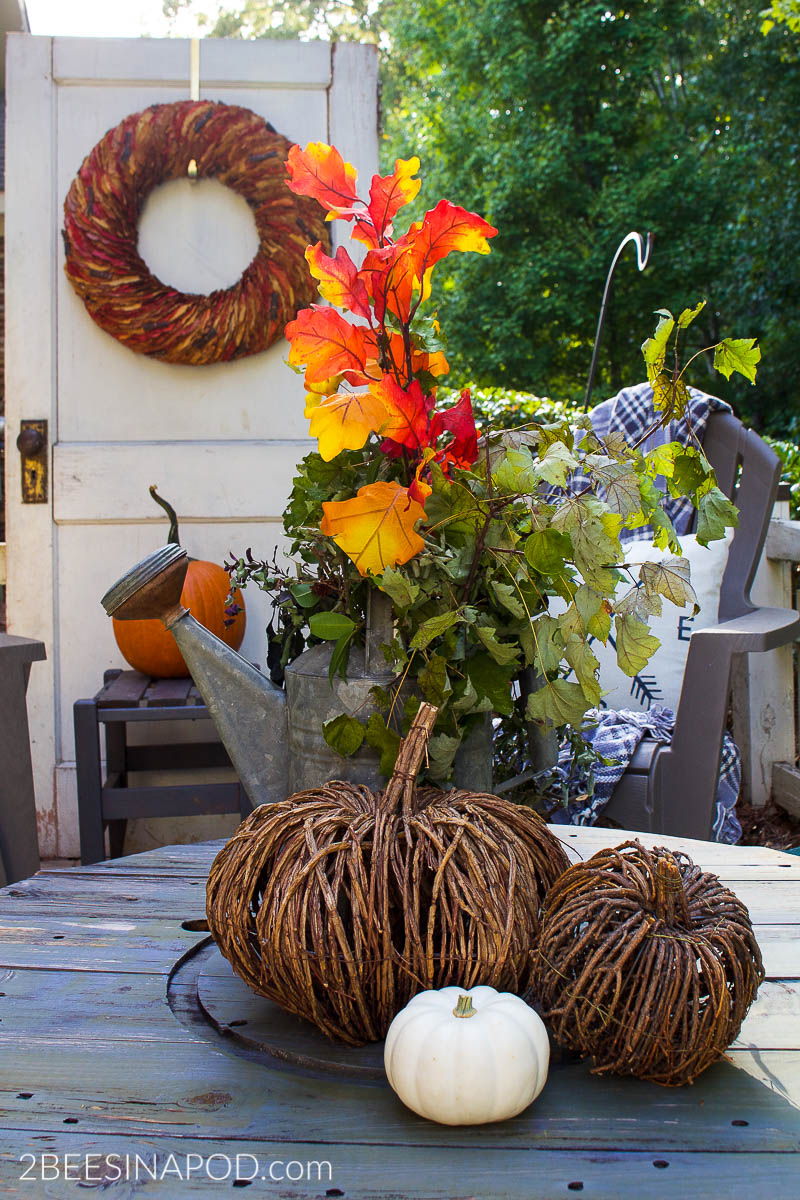 Front Porch Fall Decor – Cozy and Inviting