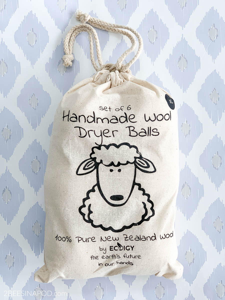 How to Scent Dryer Balls Using Essential Oils 2 Bees in a Pod