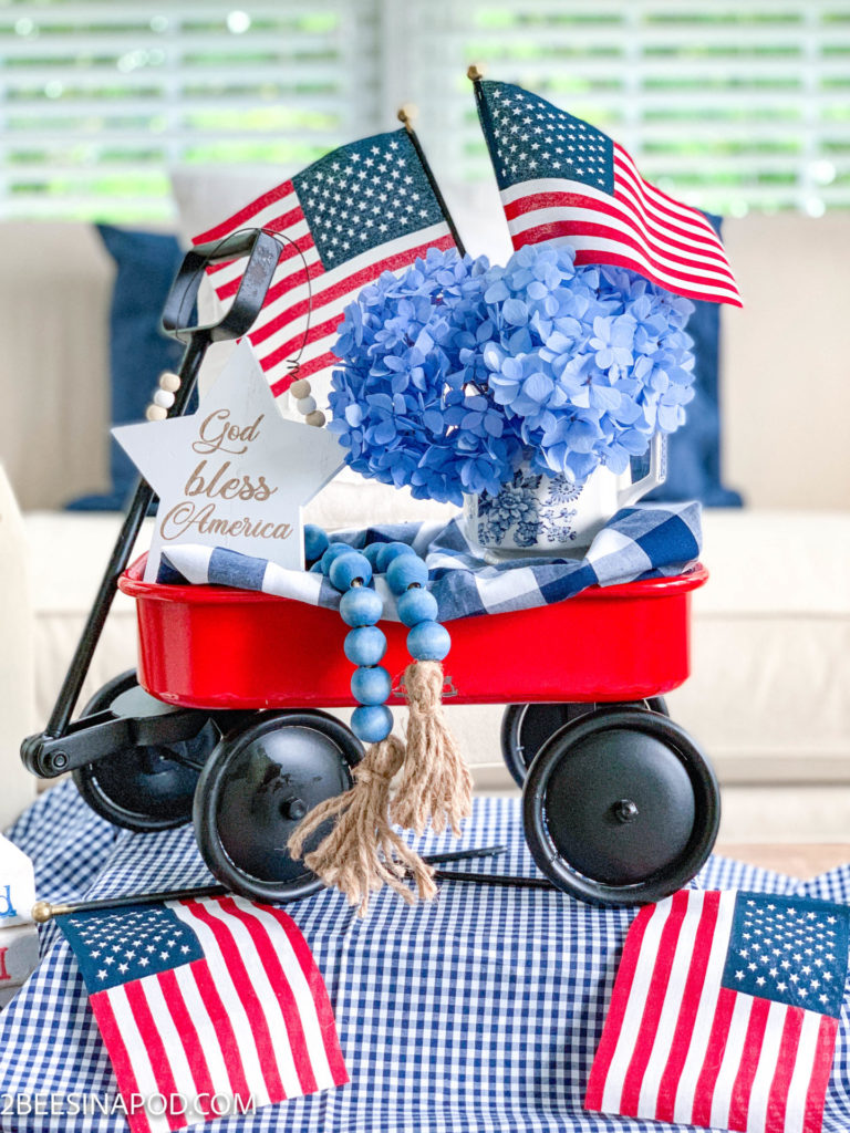 Patriotic Coffee Table Decor - 2 Bees in a Pod